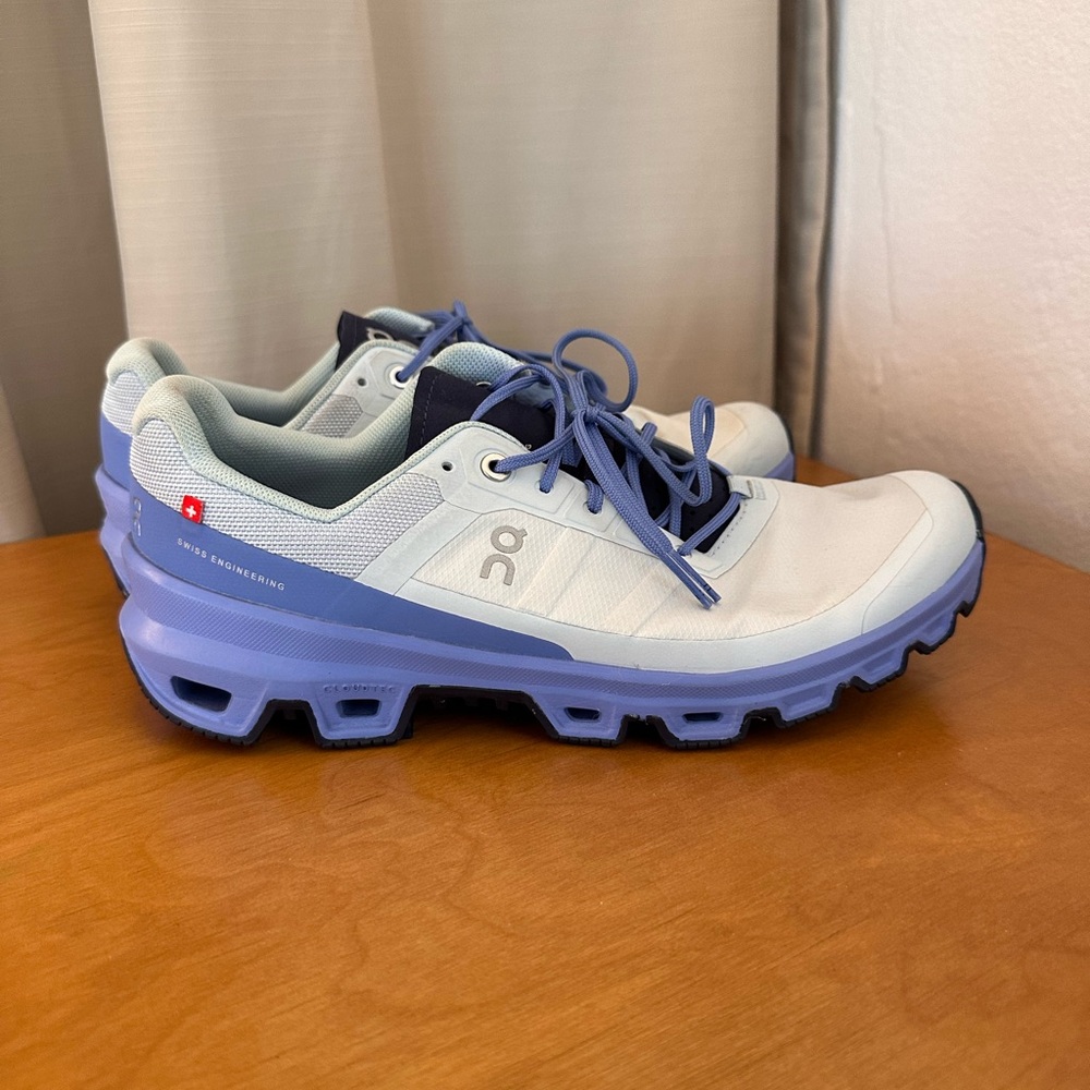 On Running shoes Sz 8.5